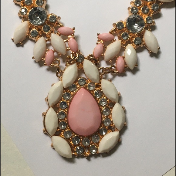 Shades of Pink Statement Necklace - Picture 2 of 3